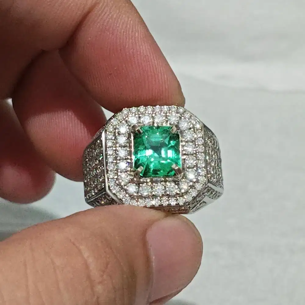 Zamrud Colombia 2,50ct insignificant