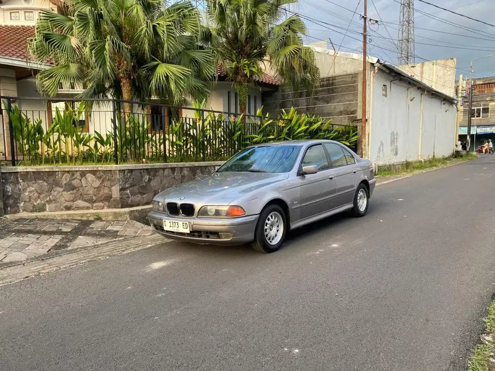 BMW 528I E39 1998 antik