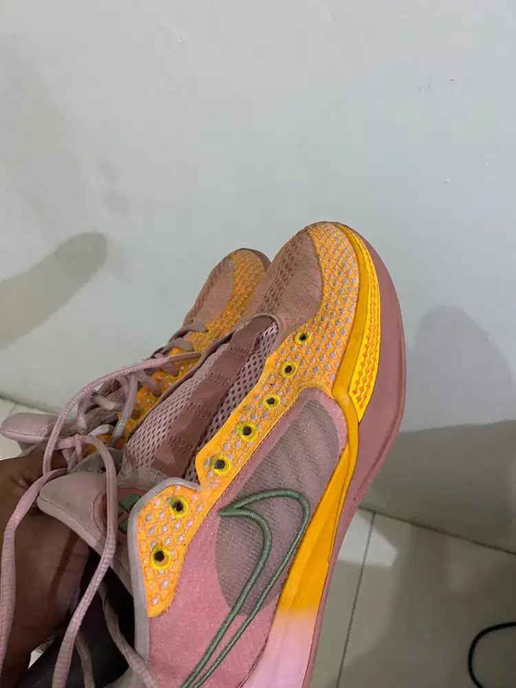 Sepatu basket Sabrina 1 pink Size 43