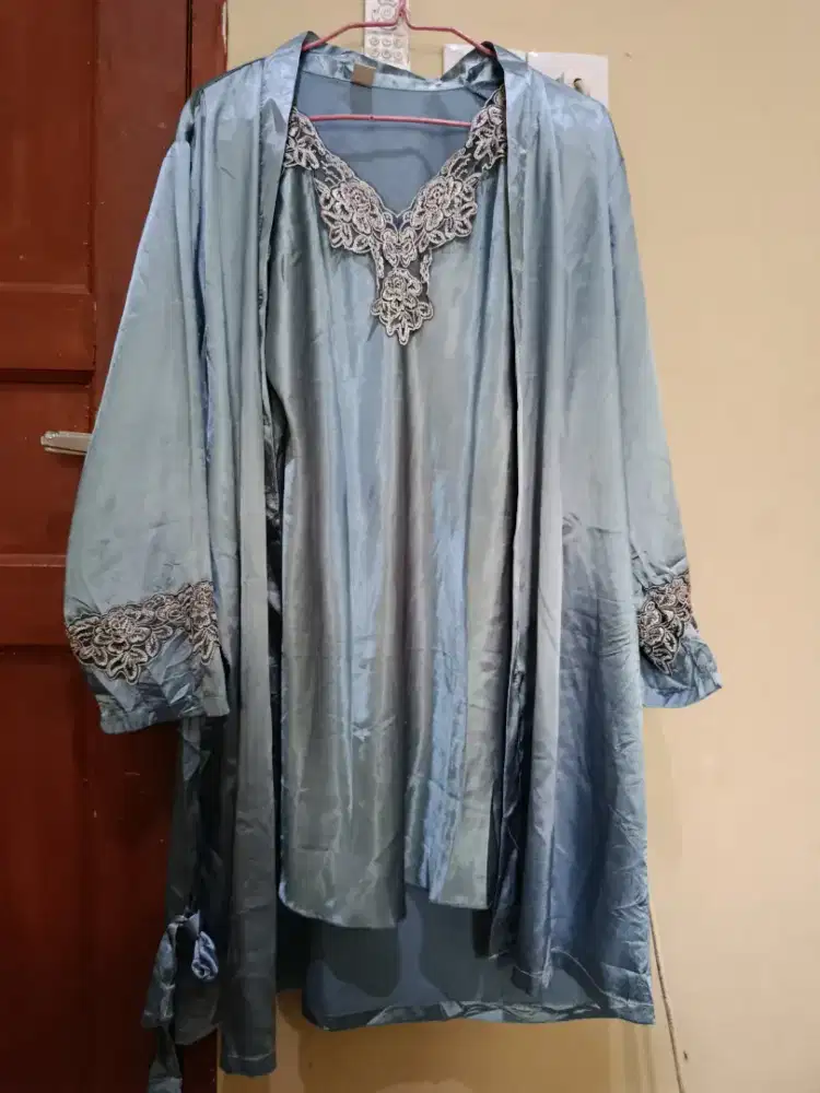 Jual baju Preloved