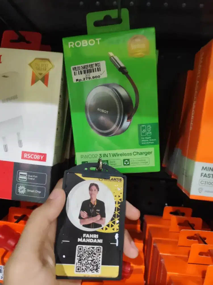 WIRELESS CHARGER ROBOT RWC02
