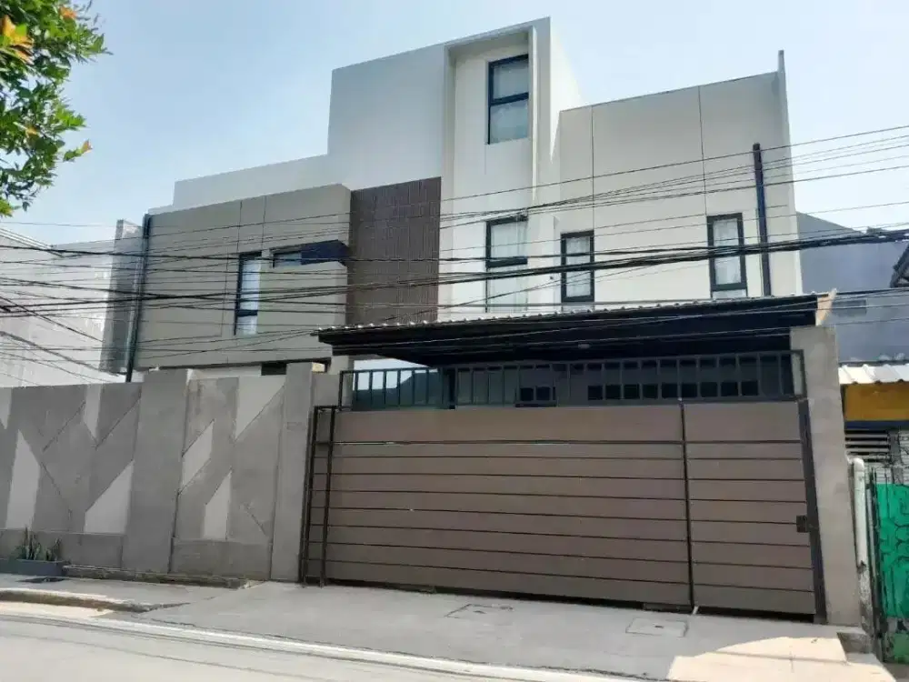 Rumah Mewah Cocok Untuk Kantor & Usaha di Malaka Raya Duren Sawit