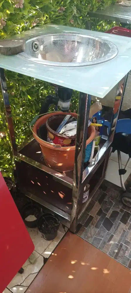 Westafel cuci tangan