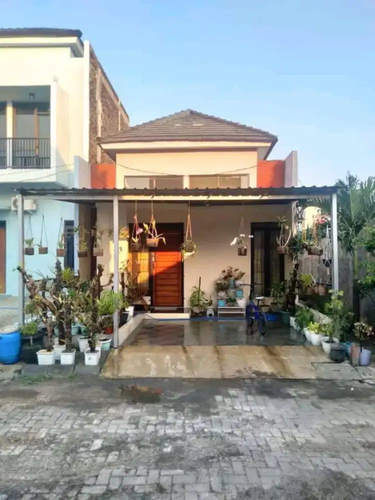 RUMAH SIAP HUNI CLUSTER ARYAMUKTI PEDURUNGAN TENGAH