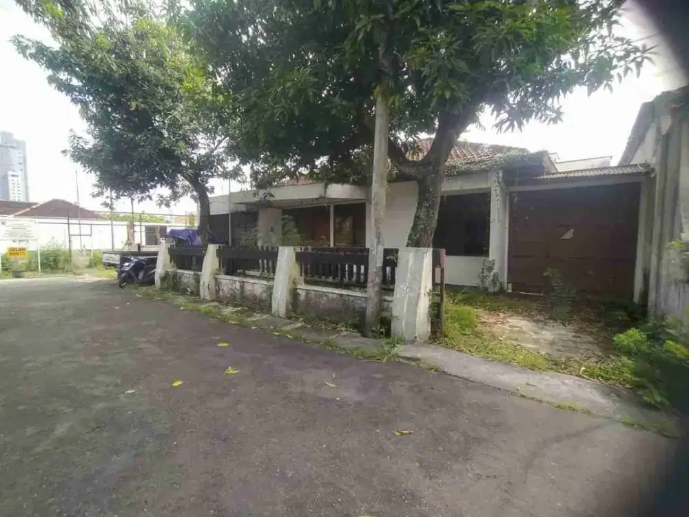 Tanah Luas Bonus Bangunan di Jajar Surakarta