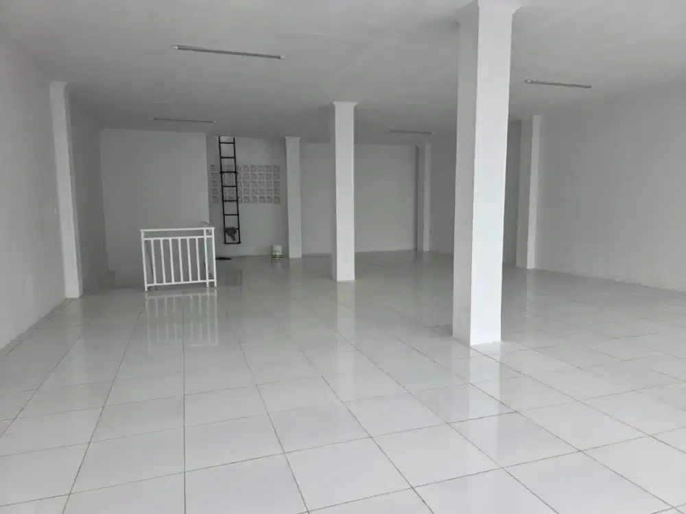Ruko Raya Plumpang Jakarta Utara Rapi Siap Pakai