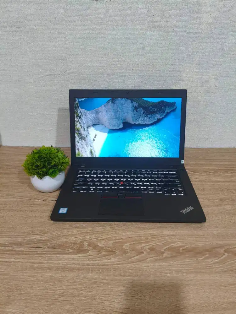 Laptop Lenovo Thinkpad T460 Core i7-6600U RAM 8GB SSD 256 GB 14