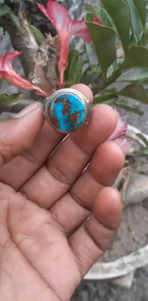 Batu pirus asli natural