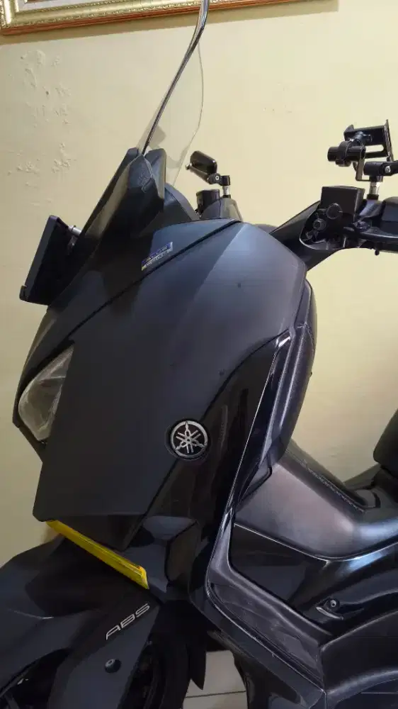 X-MAX 2019 GOOD LOOKING