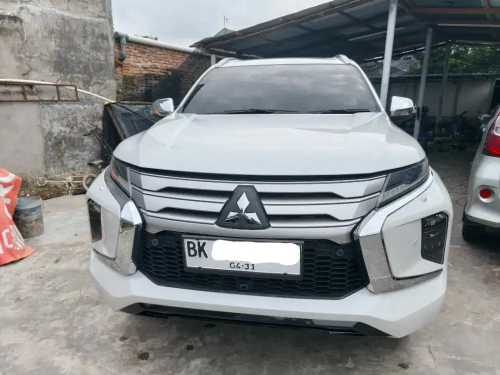 Pajero Sport Dakar 4x2 AT 2021