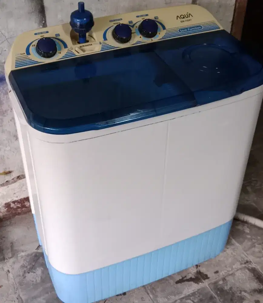 Dijual mesin cuci aqua 8 kilo normal lokasi jak-sel lenteng