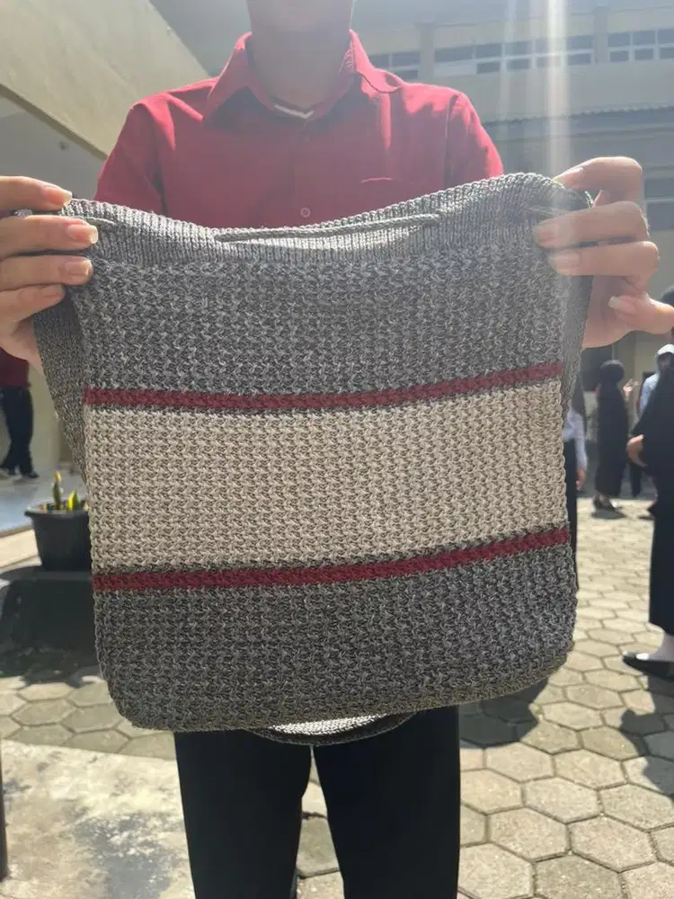 PRELOVED KNIT BAG AESTHETIC
