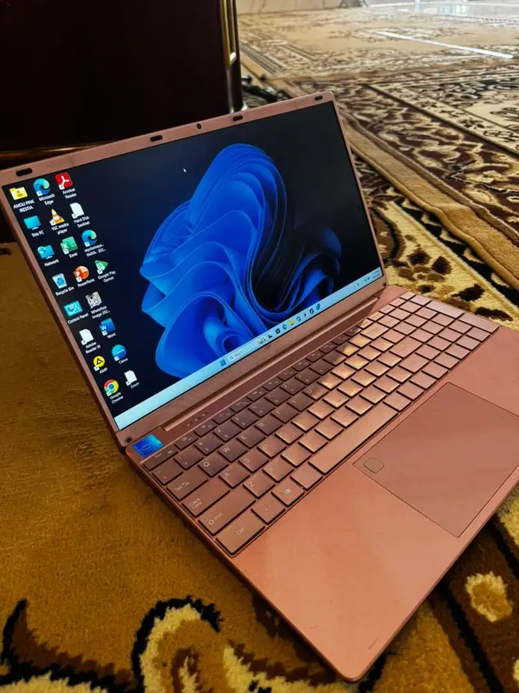 Laptop amoli 15 inch slim mulus