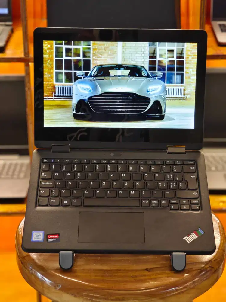 Laptop Ringan 11 Inch Touchscreen Siap Pakai Free Ongkir
