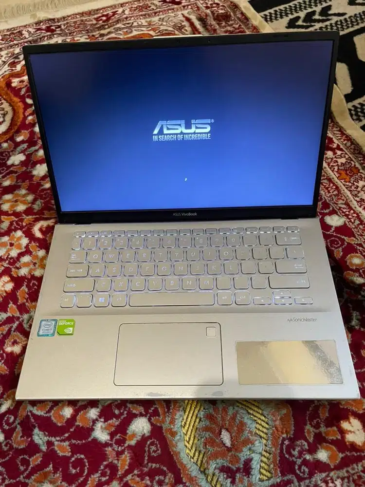 Asus vivobook A421F intel core i7 ram 8gb ssd 512gb windows 11 GeForce
