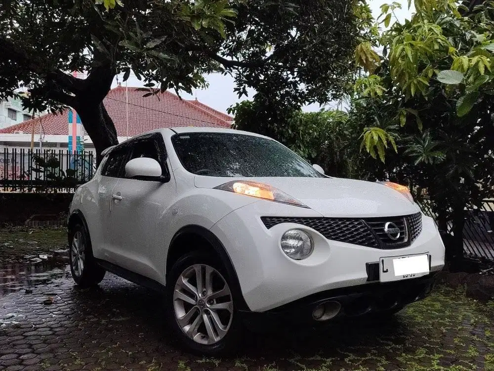 NISSAN JUKE RX 2012 PAJAK BARU pcd hrv jazz Yaris agya rush crv