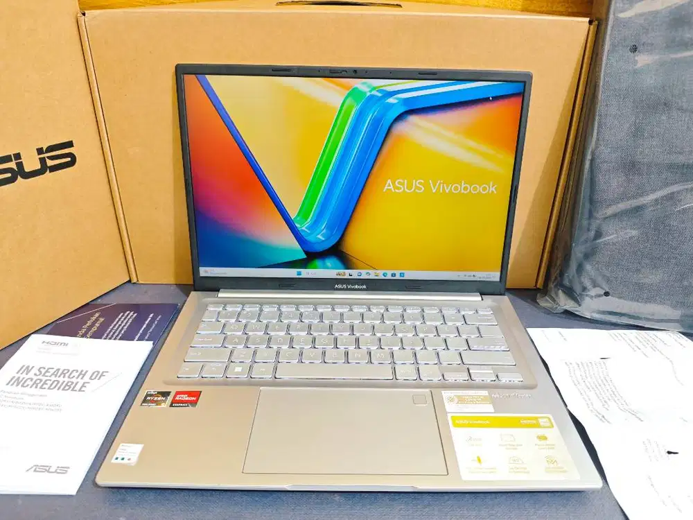 ASUS VivoBook M1405YA AMD Ryzen 5-7430U RAM 16GB SSD 512GB Fullset