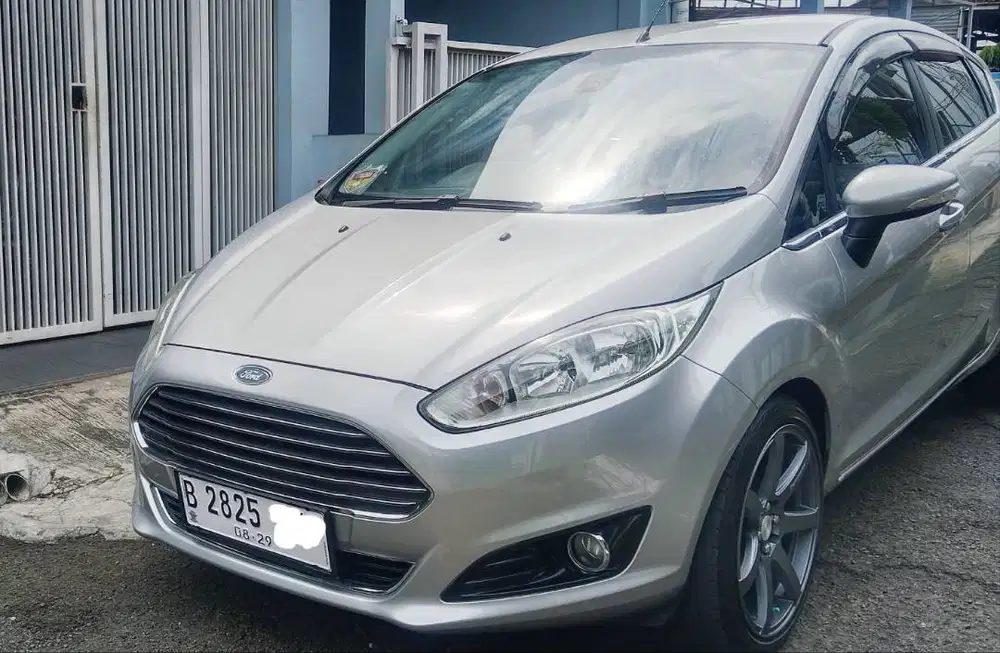 (ISTIMEWA) ford fiesta 1.5 S a/t 2014