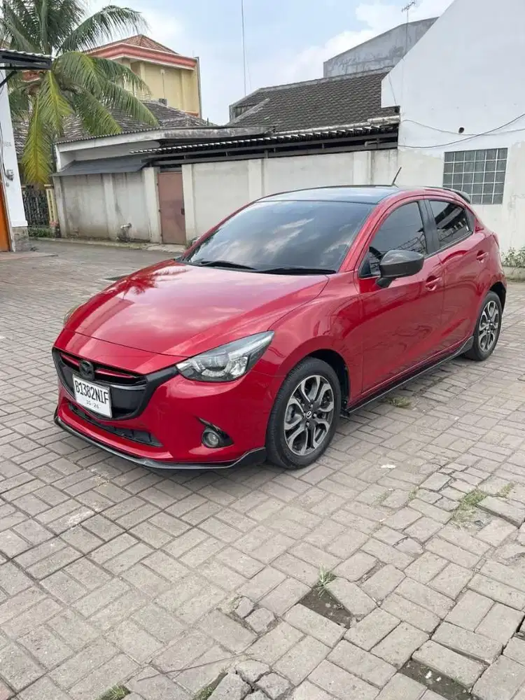 mazda 2 R at skyactive 2016 km low