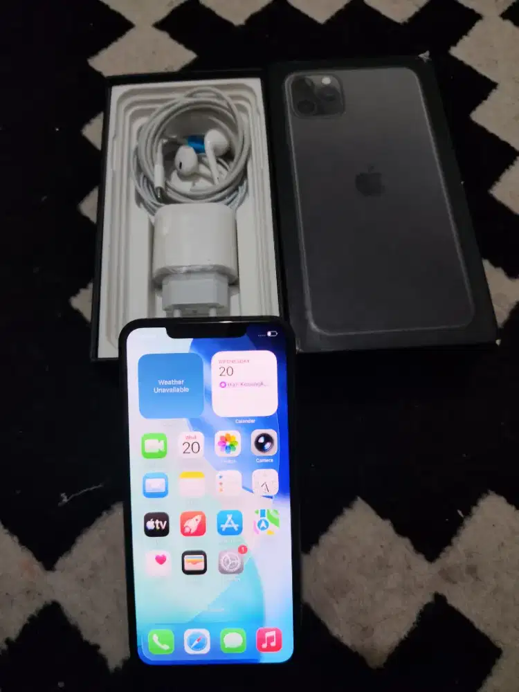 iPhone 11 Pro Max 256gb All operator mulus no minus siap pakai ex inte