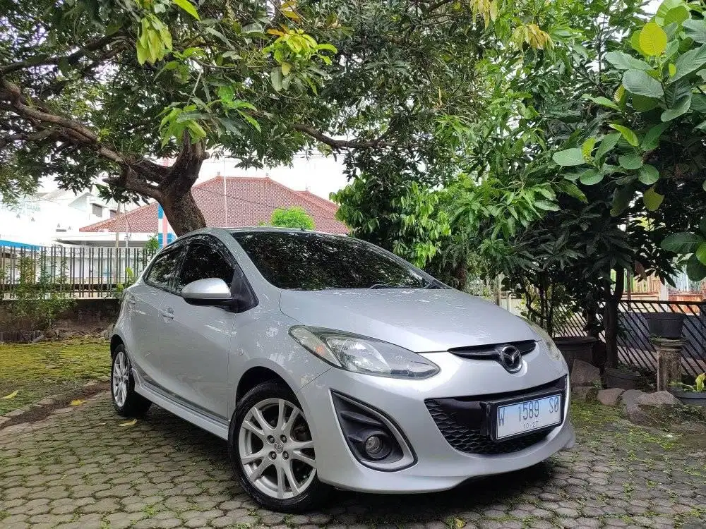 MAZDA 2 R matic 2012 pmk pcd jazz juke Yaris agya crv hrv brio ayla