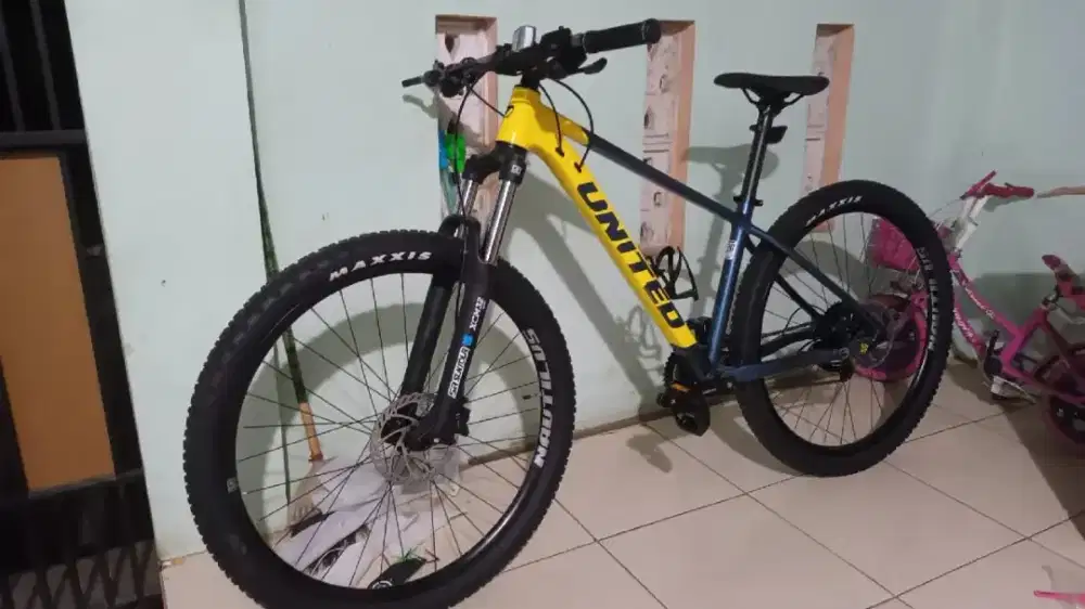 MTB UNITED CLOVIS 3.10
