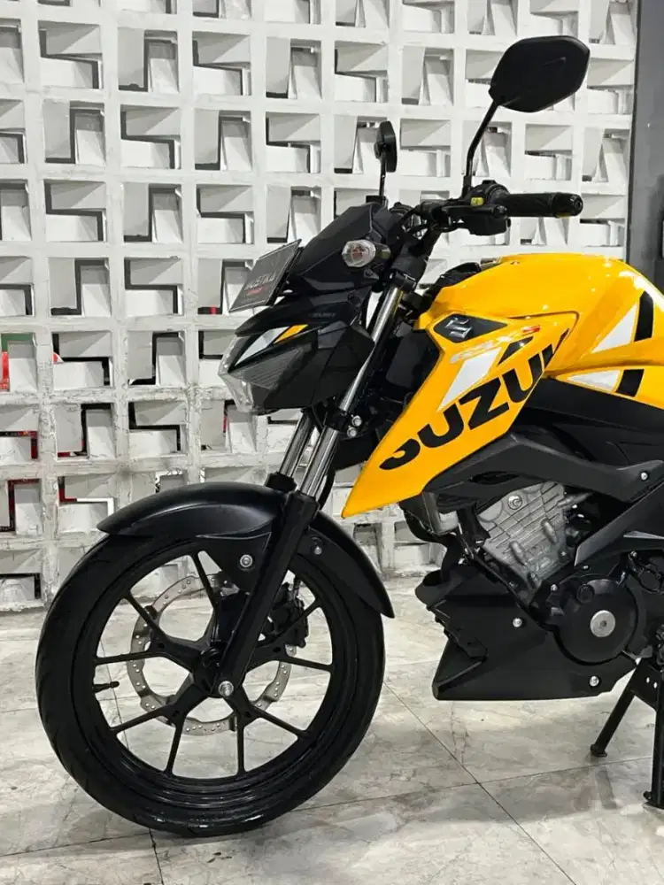 SUZUKI GSX S 150 2022 - Chintia Mustika