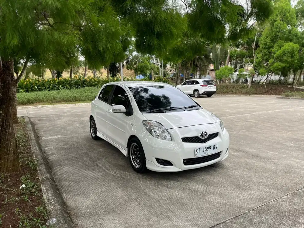 Yaris bakpao manual 2009