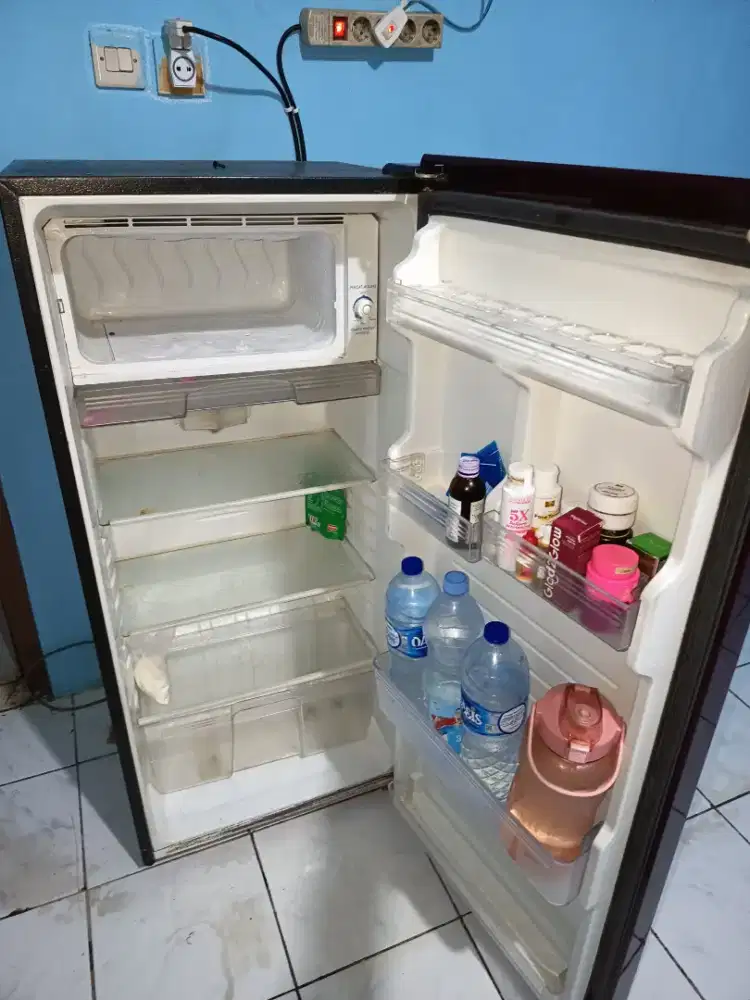 Kulkas Sharp 1 pintu