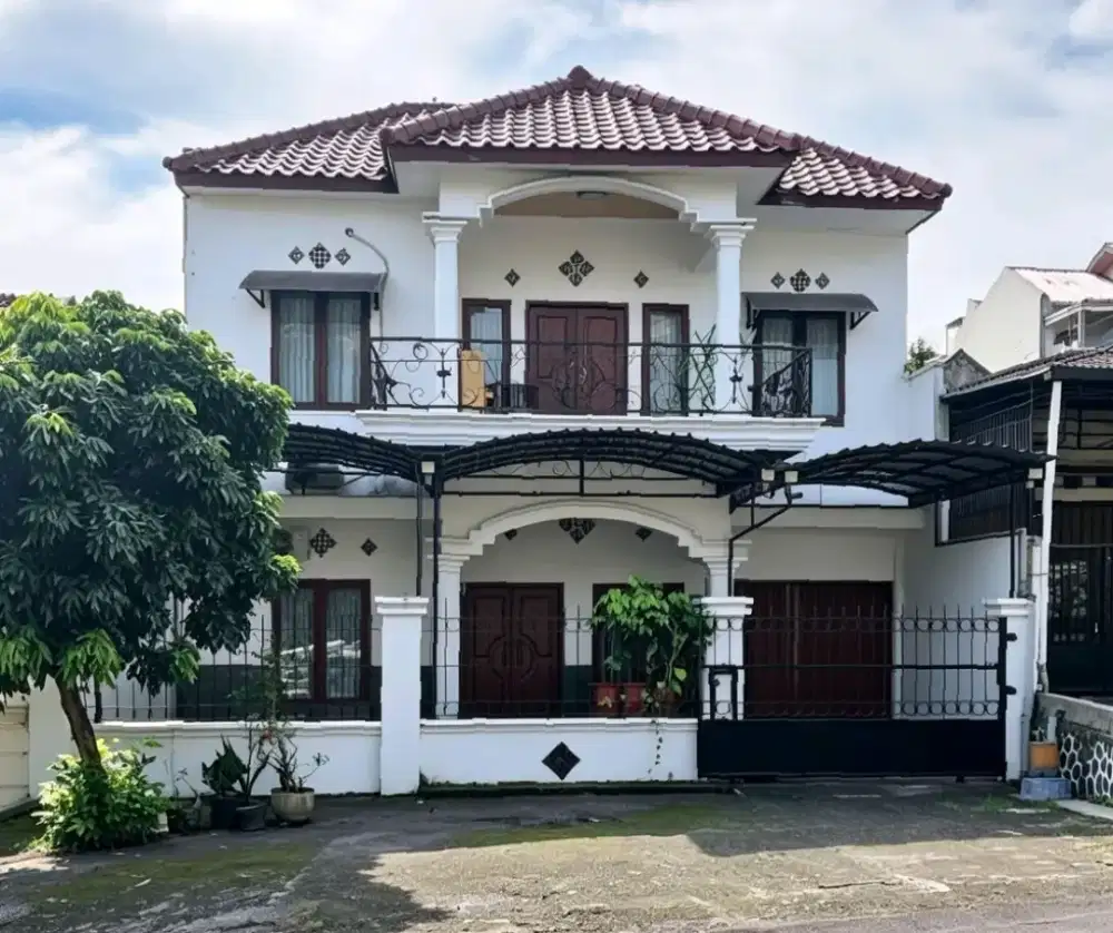 RUMAH MEWAH FULL FURNISH BOROBUDUR MANYARAN