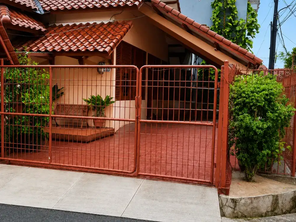 DIJUAL RUMAH PONDOK AREN
