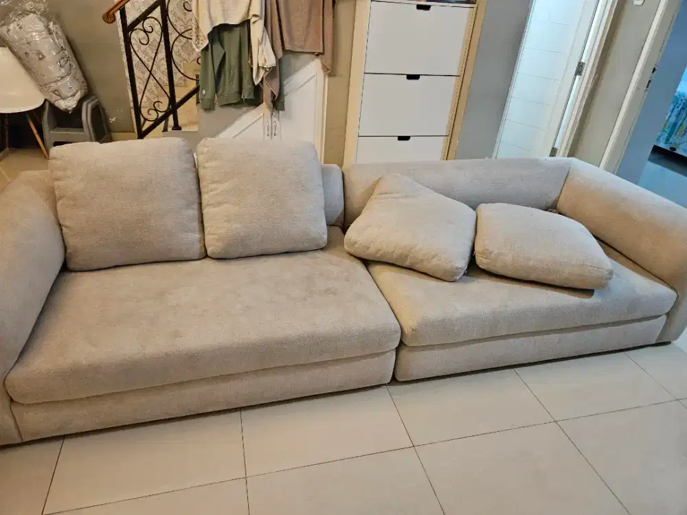 Dijual sofa cellini. Bisa muat 4 org