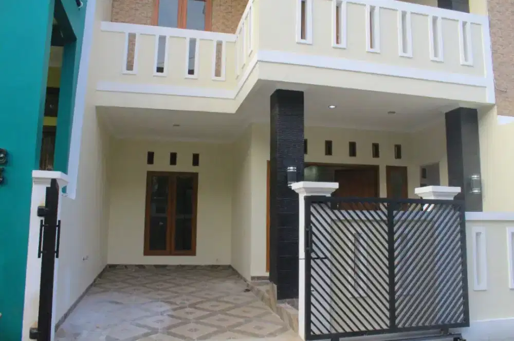 Jual rumah 3 lantai condet batu ampar