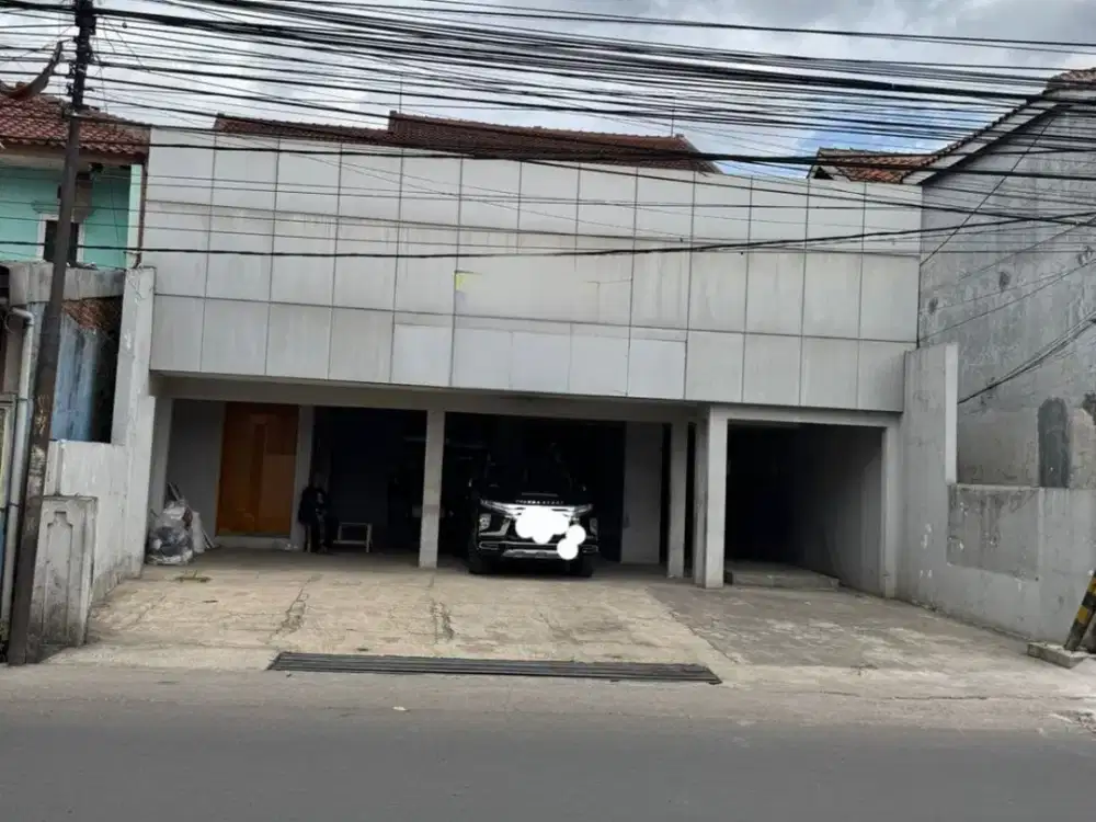 Disewakan Ruang Usaha 2 Lantai Di Derwati Ciwastra dekat pintu tol