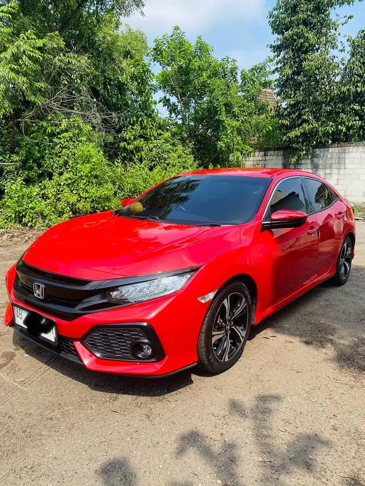 Honda Civic Turbo E Hatchback CVT Matic 2017