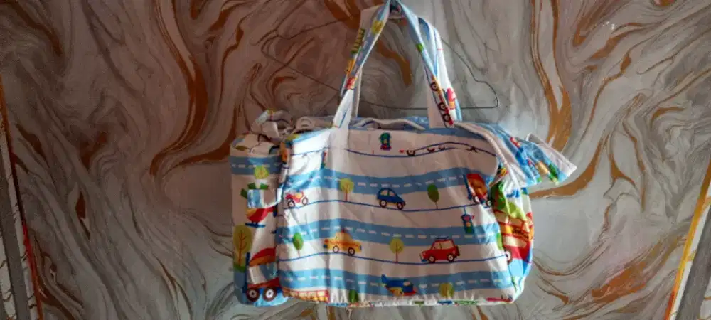 Tas perlengkapan  bayi
