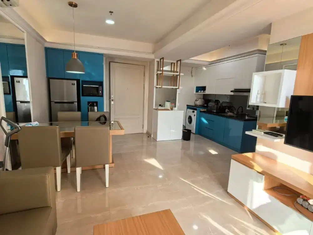 Apartemen One Icon Tunjungan Plaza Furnished lantai 18 luas semigloss 81m2 view city
