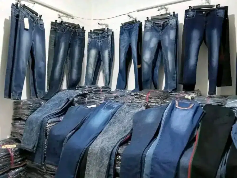 Celana jeans wanita
