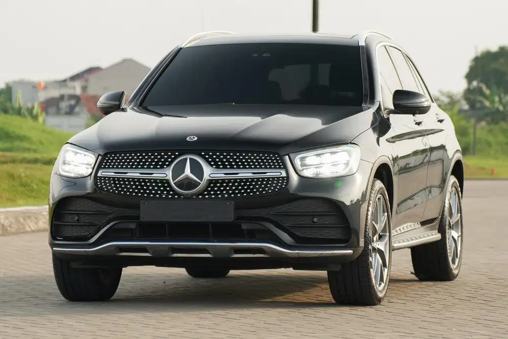 Dark Knight! Mercedes Benz GLC200 AMG Facelift 2021 Black! X1 gla200