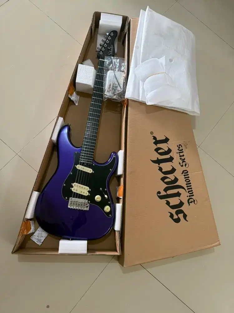 Gitar Schecter MV6