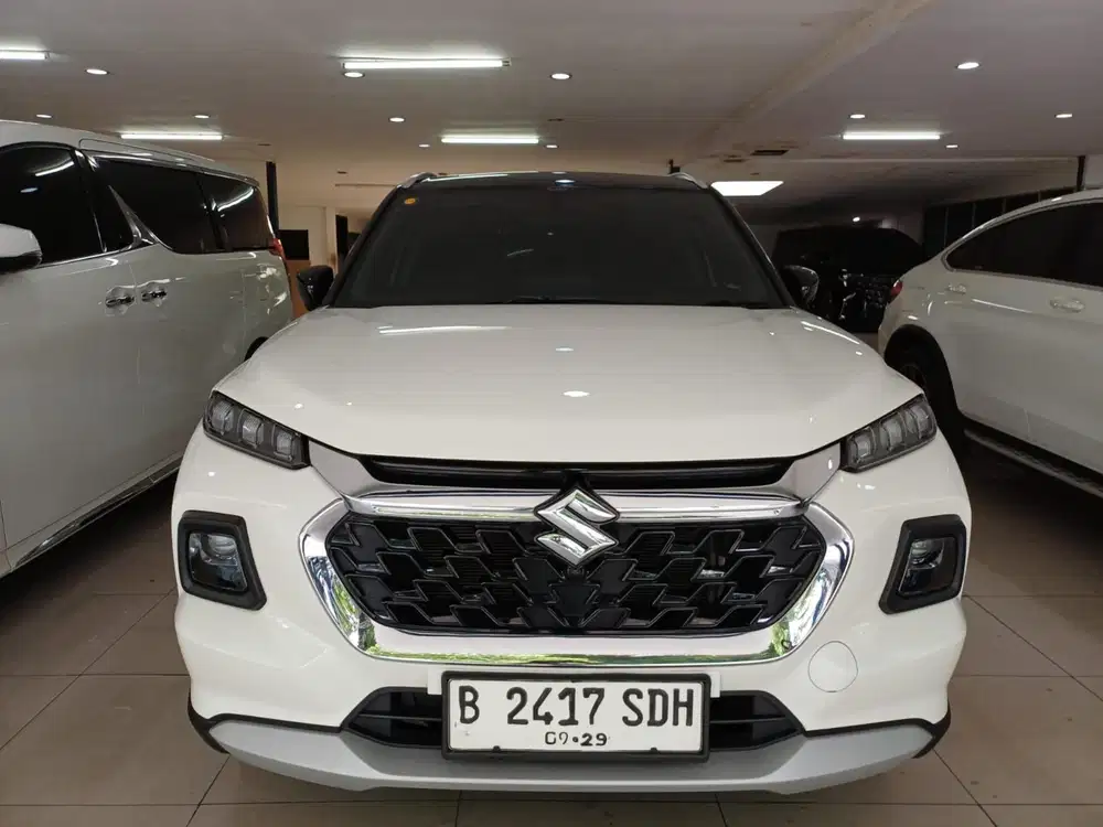 Grand Vitara Two tone Hybrid NIK 2024 KM 11Rb Antik