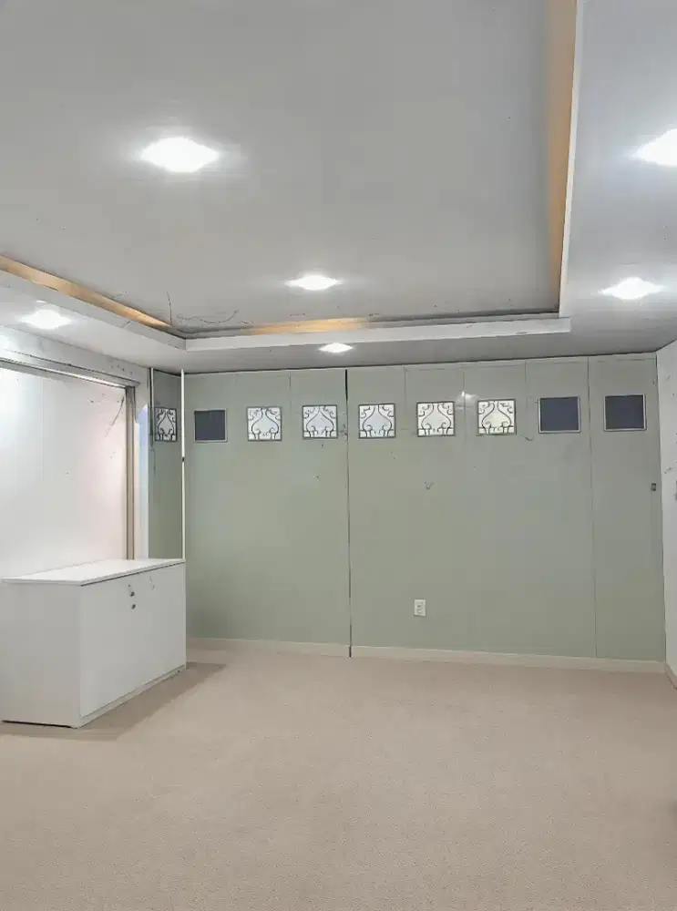 Ruko 3 lantai strategis mainroad bisa kantor dan showroom di BKR regol