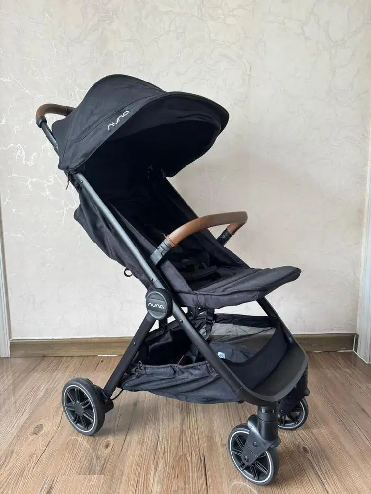 Stroller nuna trvl travel cabin