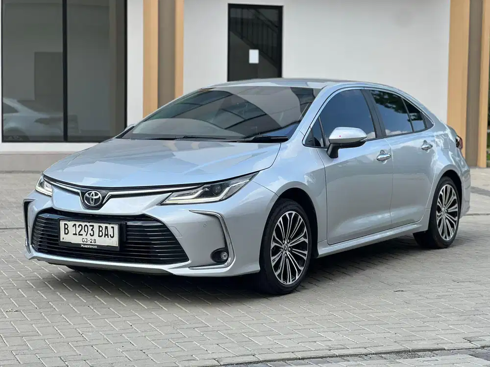 Toyota Altis 1.8 V AT 2023 Pajak Panjang