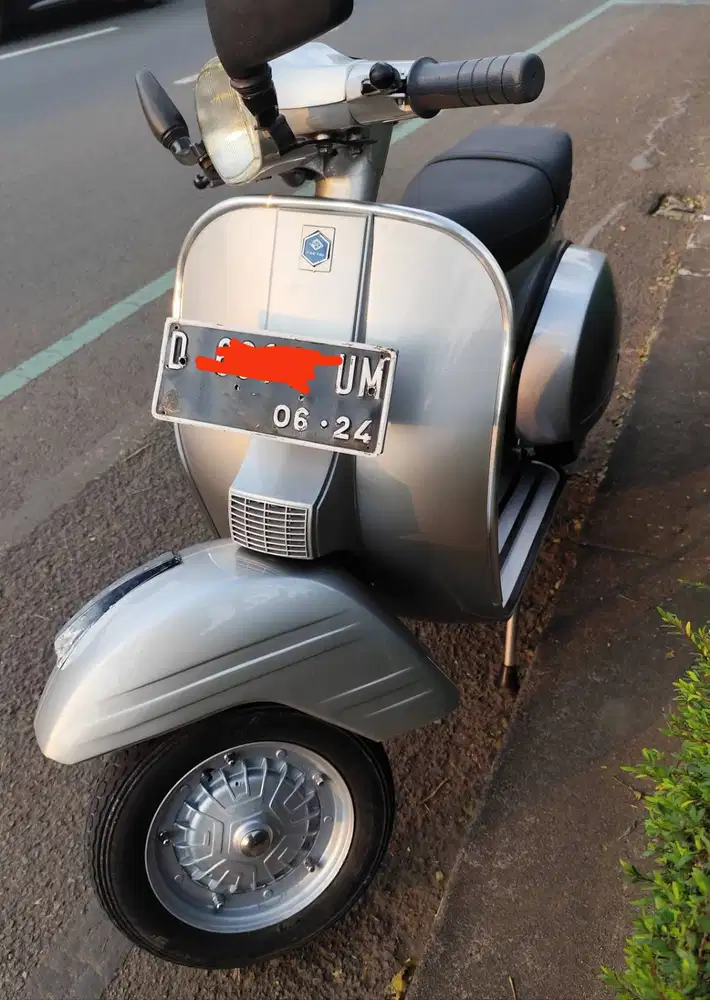 Vespa px MK 4 digit th 79 plat D surat kumplit