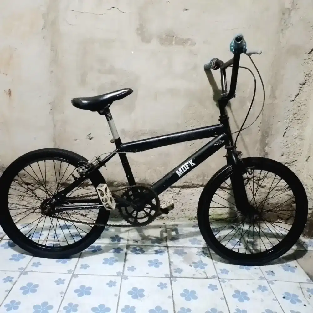 Sepeda BMX Anak SD SMP Uk 20 Inch Genio Hitam Keren Stylish