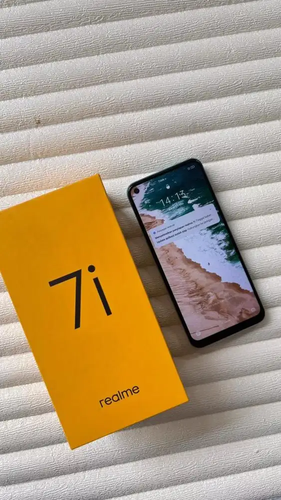 Realme 7i ram 8/128gb hp + dus