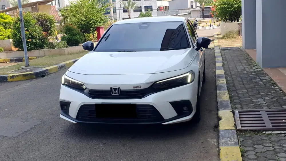 Km 14 ribu honda civic rs turbo cvt sedan 2023 putih