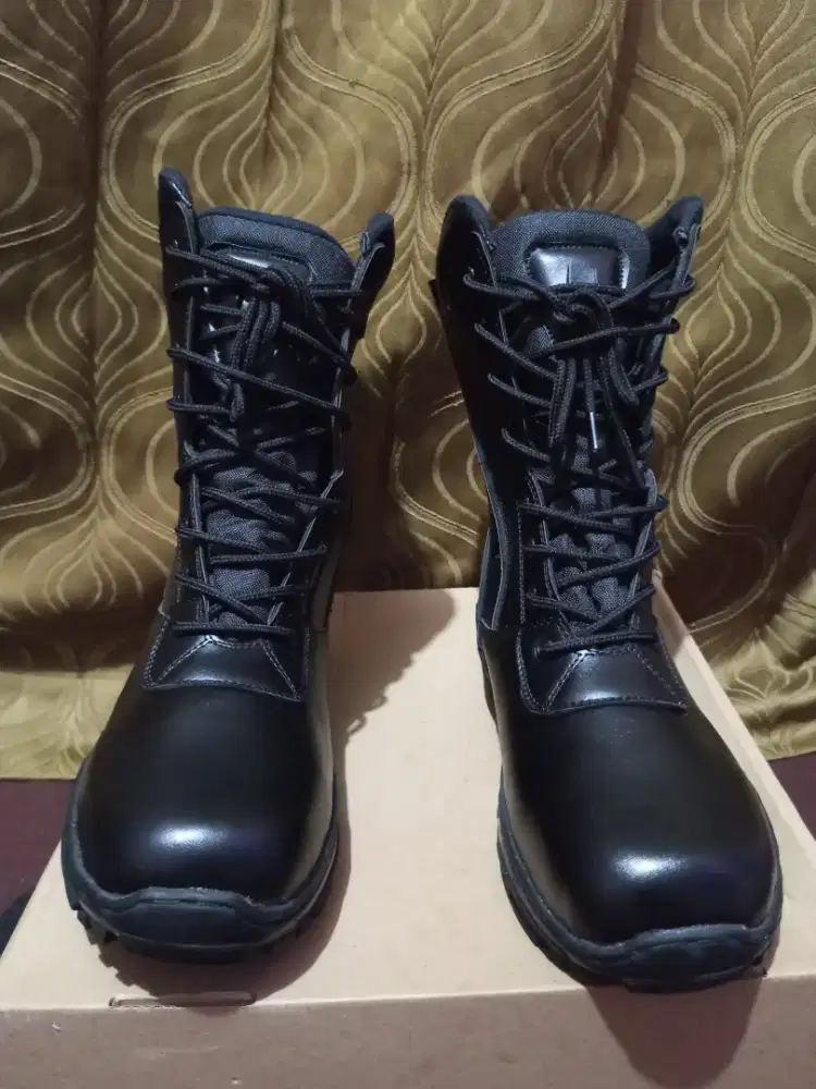 Sepatu PDL Security
