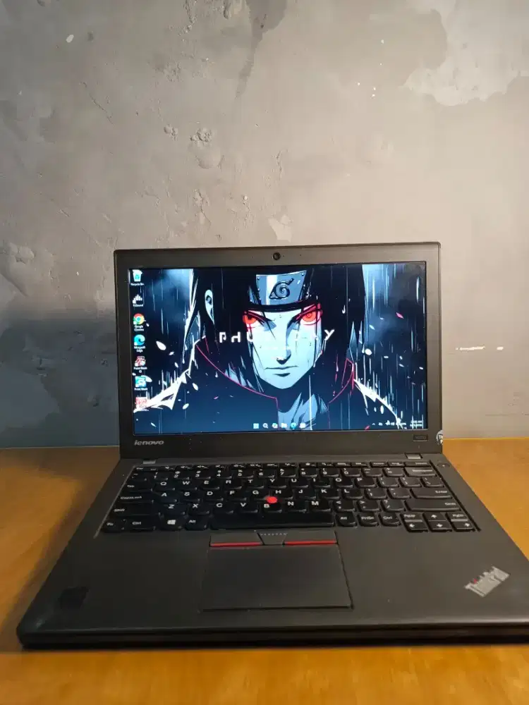 Laptop Second Lenovo Thinkpad Spek Tinggi.